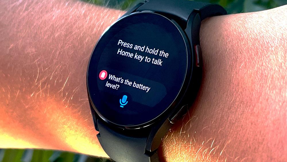 Samsung сдалась. На Galaxy Watch 4 добавили поддержку Google Assistant