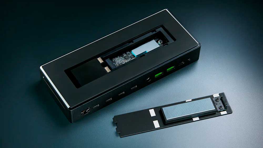 Razer представила док-станцию Thunderbolt 5 Dock и корпус для внешней видеокарты Core X V2