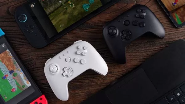 Компания Game Outlet выпустила ностальгический контроллер 8BitDo 64 Bluetooth Classic