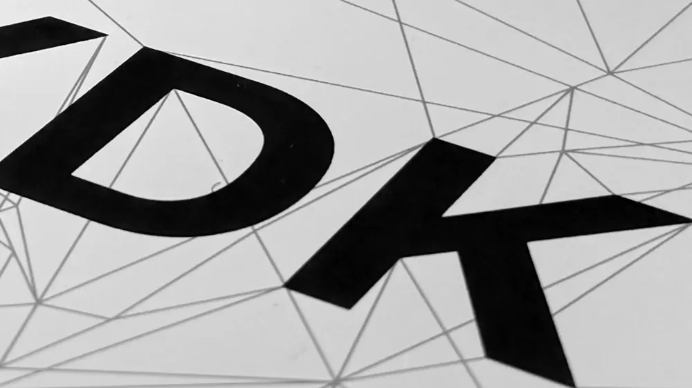 Microsoft дразнит фото предполагаемого девкита новой консоли в преддверии GDC 2026