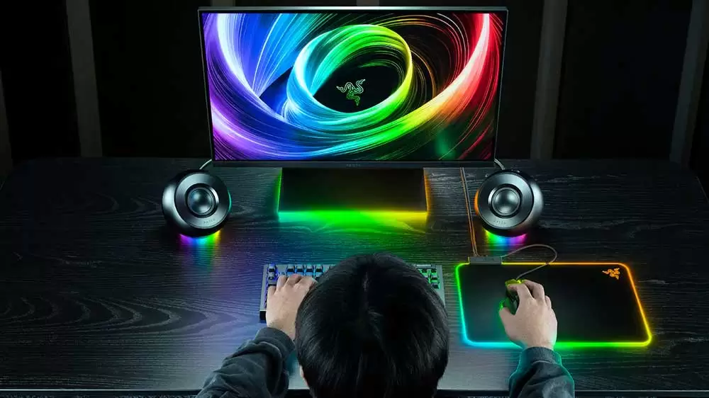 Razer представила новую линейку компактных игровых колонок Mako